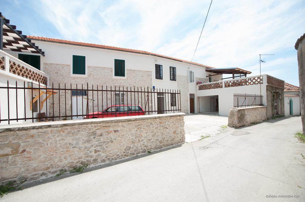 Apartment Karuzz Zára Szoba fotó